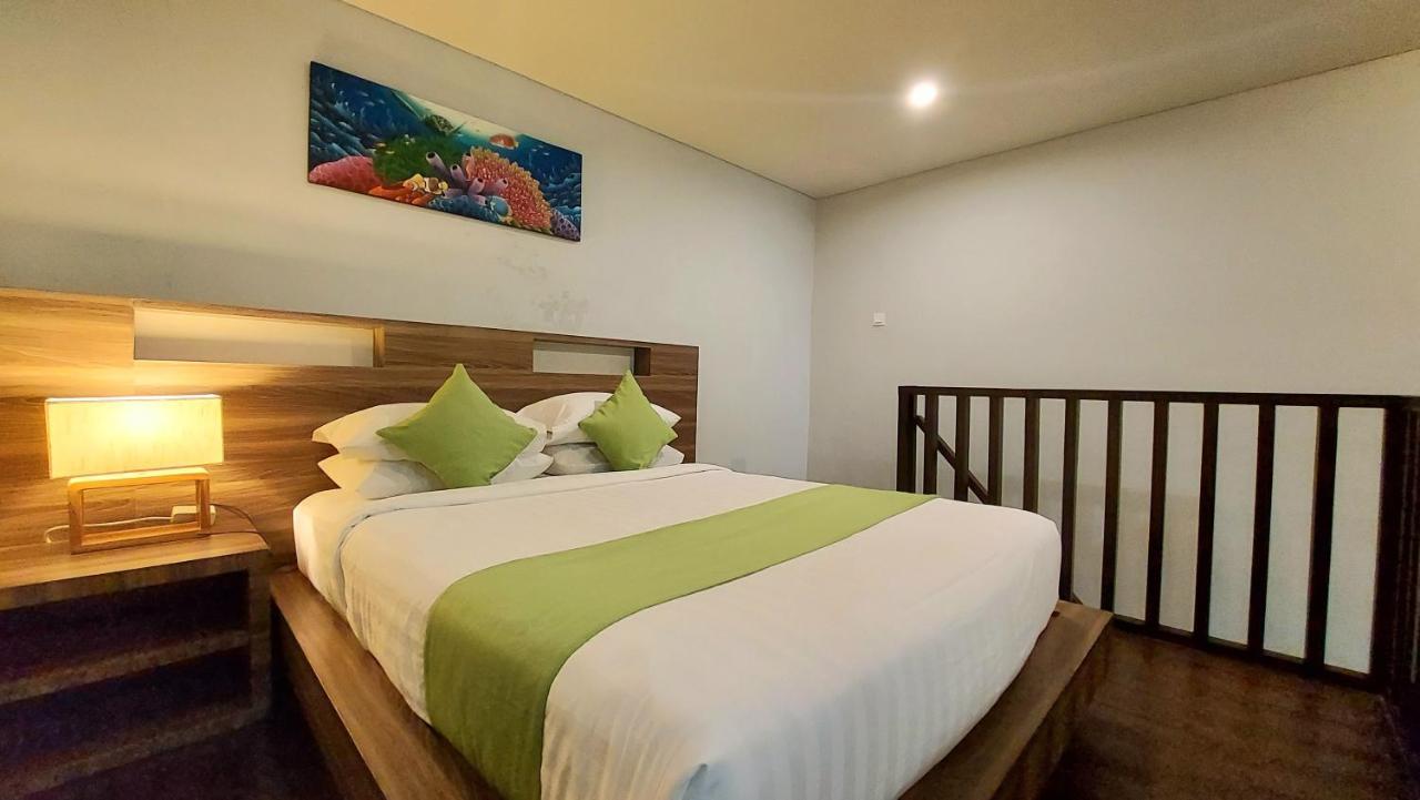 The New Moon Seminyak Hotel Exterior foto